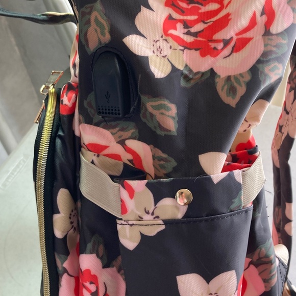 VS NOON Black Floral Backpack with Pink Roses - Picture 10 of 16